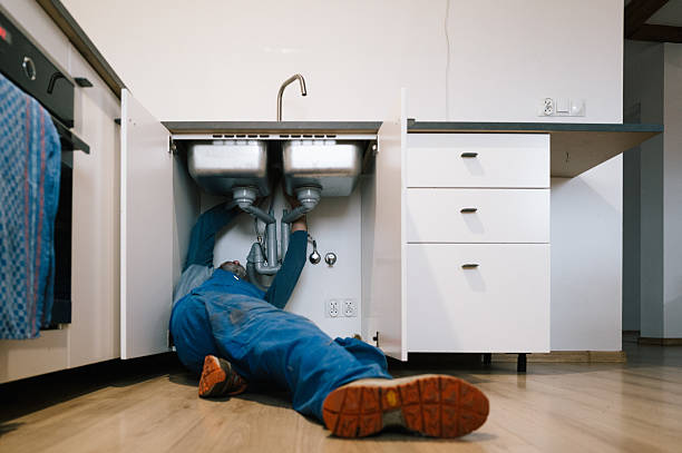 Professional Leak Detection technician working in La Porte, IN